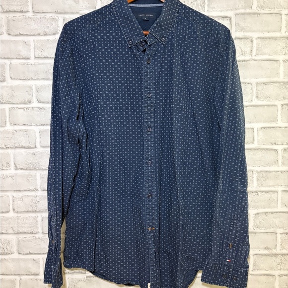 Tommy Hilfiger Navy/white Patterned Casual Shirt, size XL - Picture 1 of 8